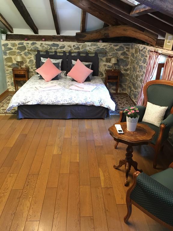Chambre D'Hotes Moulin Urketa Ayherre Стая снимка